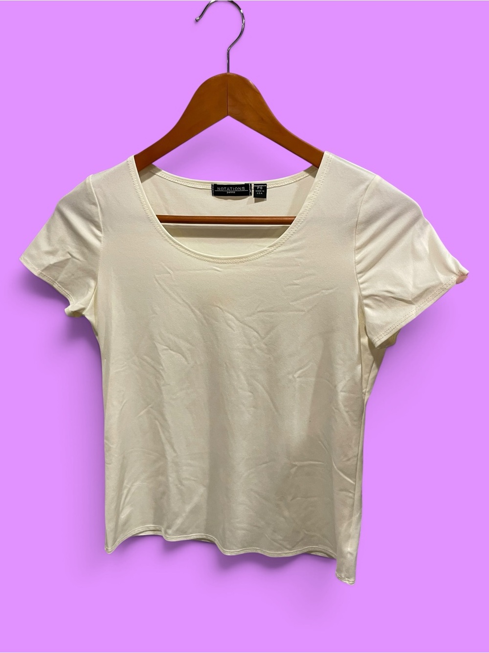 Cute creamy vanilla classic stretch top scoop neck normcore basics